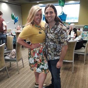 Meet your Posher, Elise